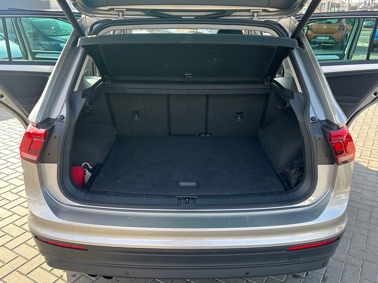 2020 Volkswagen Tiguan — Miniatură 22