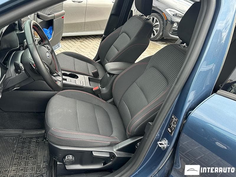 2022 Ford Kuga — Miniatură 5