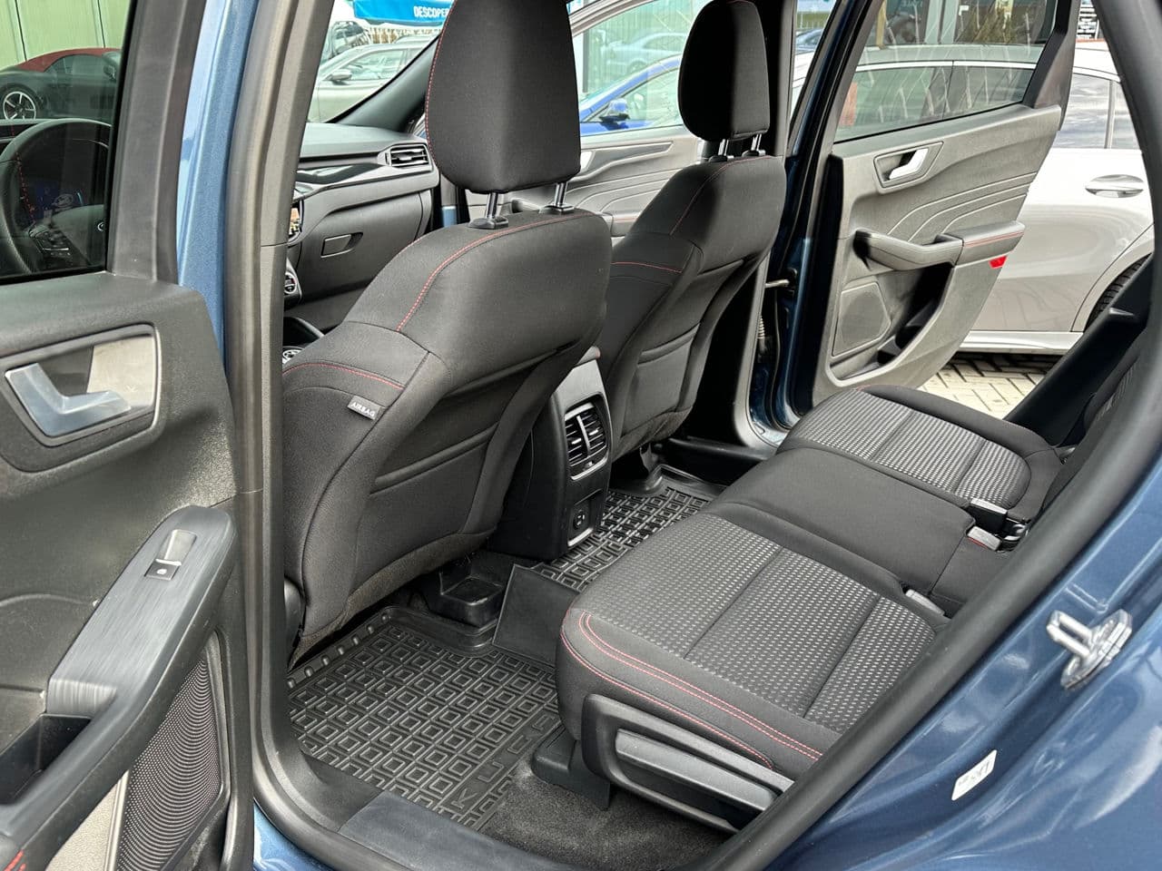 2022 Ford Kuga — Miniatură 22