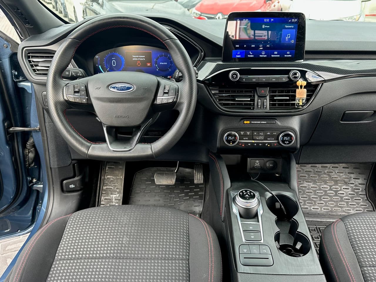 2022 Ford Kuga — Miniatură 7