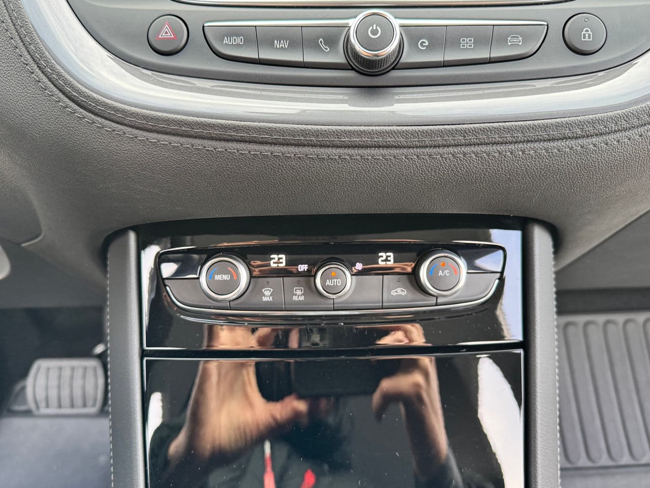 2021 Opel Grandland X — Miniatură 11