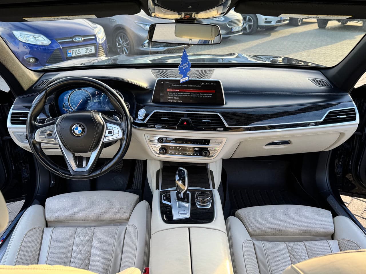 2017 BMW 740e — Miniatură 8