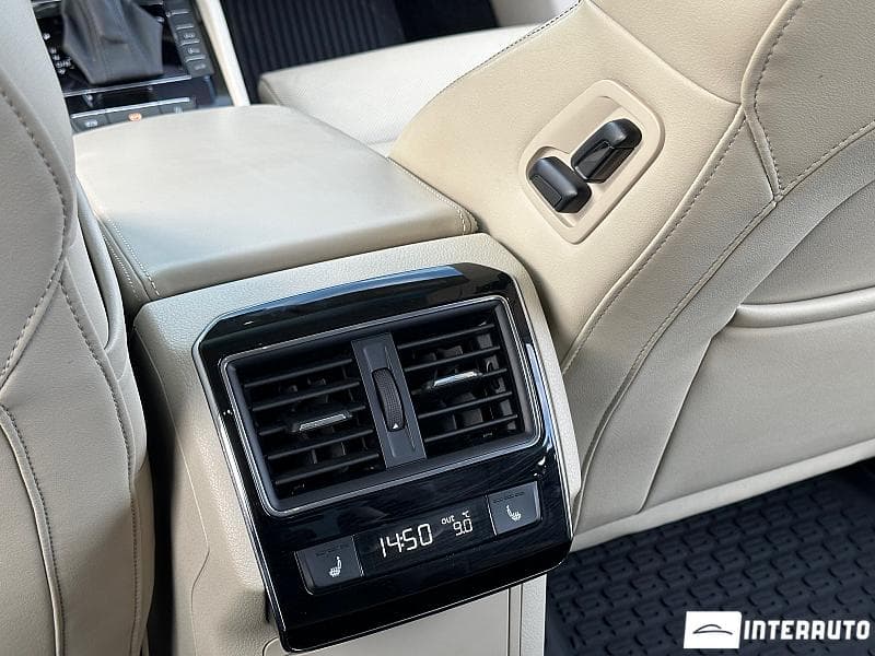 2020 Skoda Superb — Miniatură 19