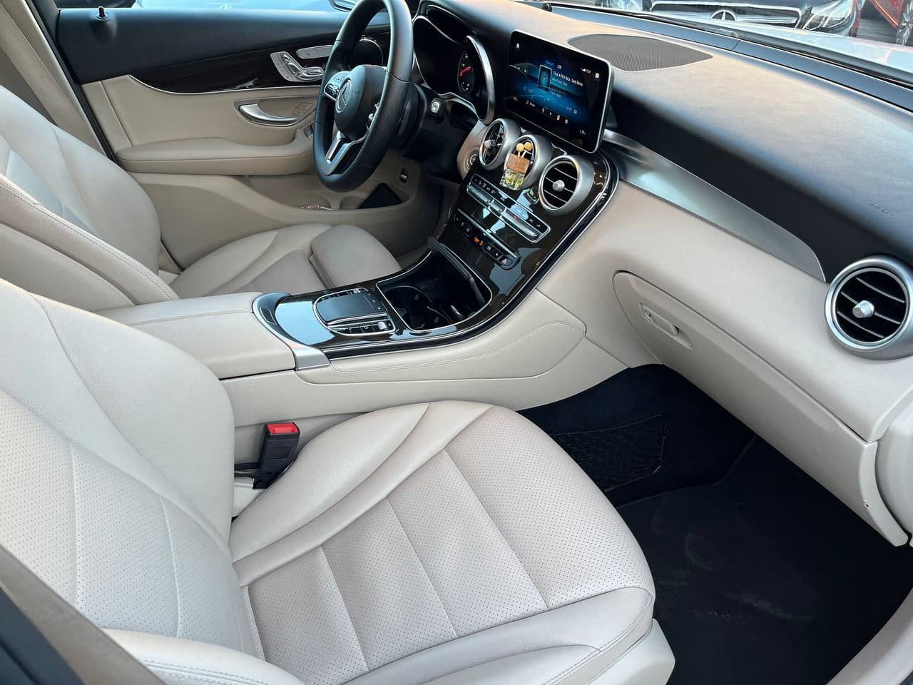 2019 Mercedes GLC 300 — Miniatură 7