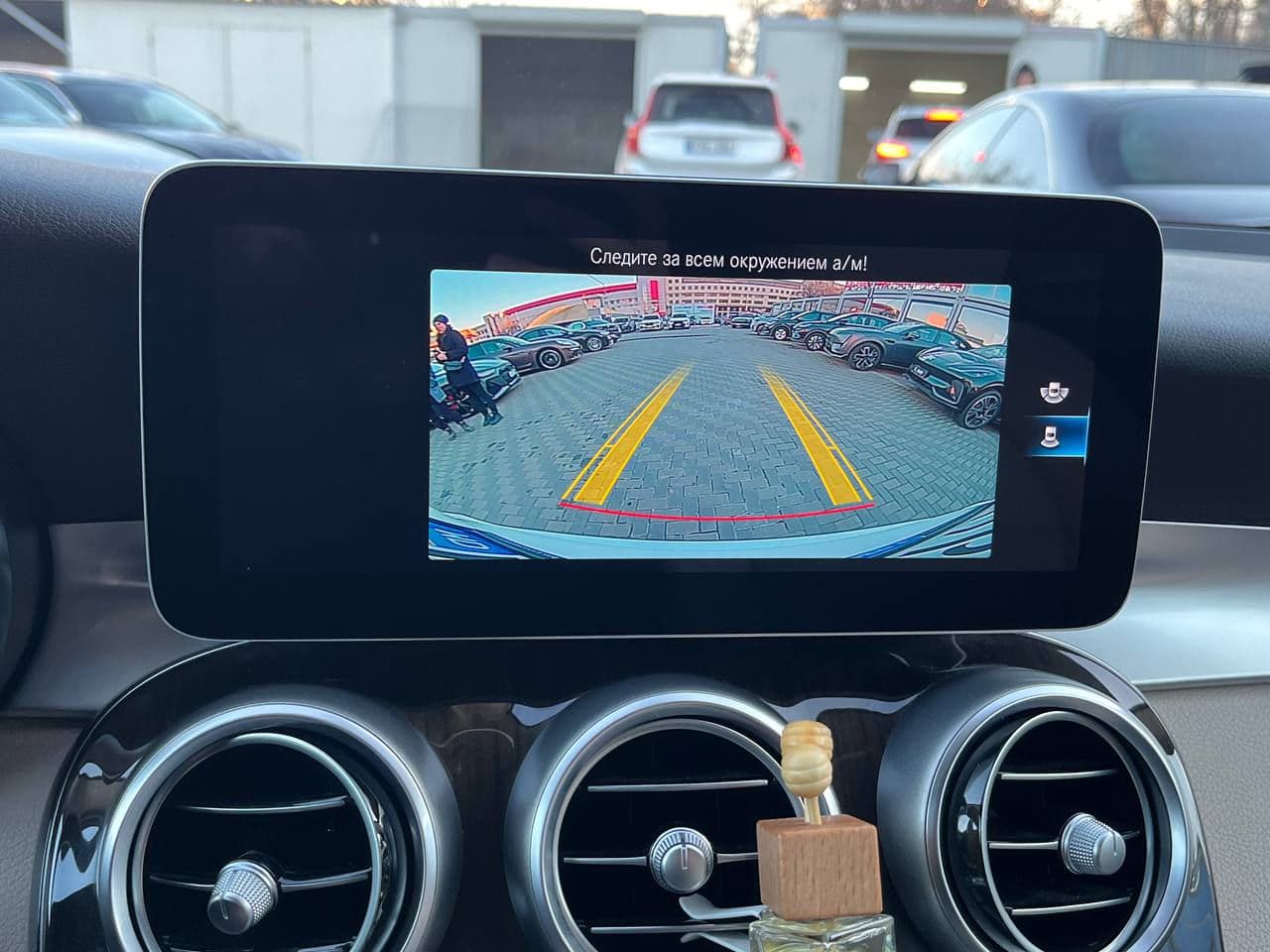 2019 Mercedes GLC 300 — Miniatură 13