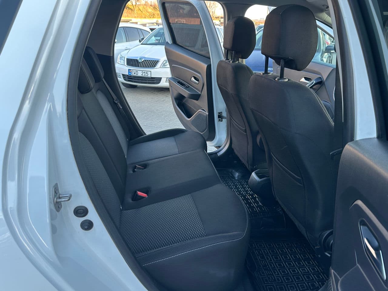 2019 Dacia Duster — Miniatură 14