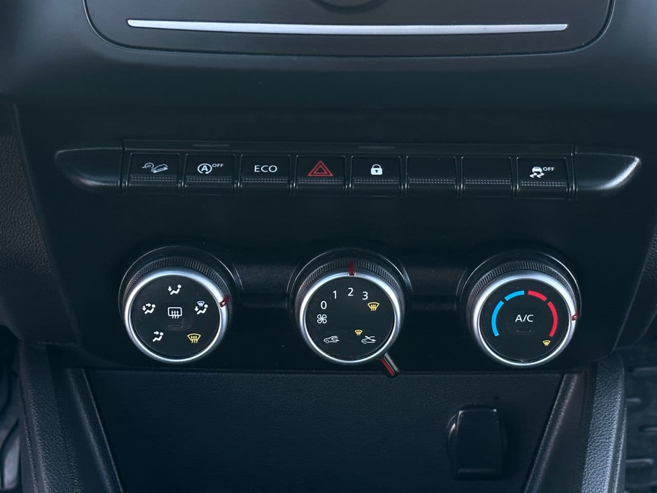 2019 Dacia Duster — Miniatură 10