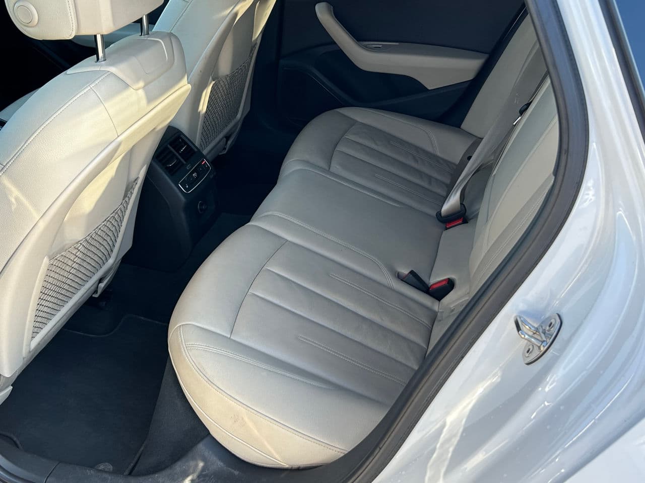 2016 Audi A4 — Miniatură 18