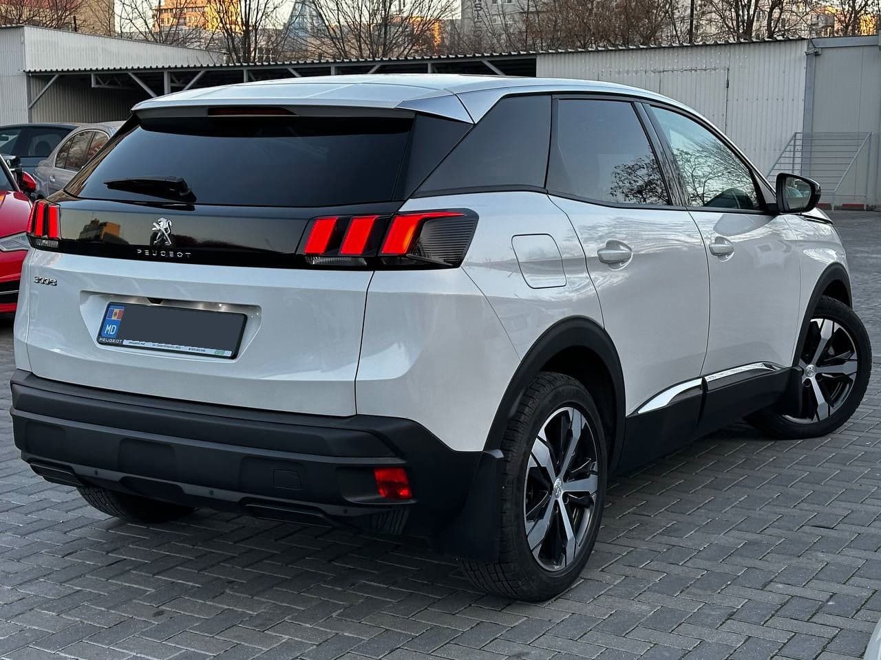 2022 Peugeot 3008 — Miniatură 2