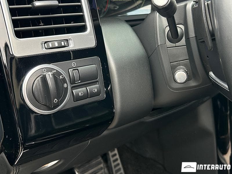 2011 Land Rover Range Rover Vogue — Miniatură 8