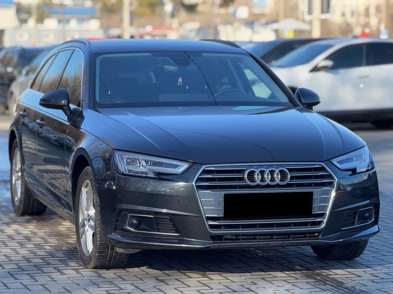 2018 Audi A4 — Miniatură 3