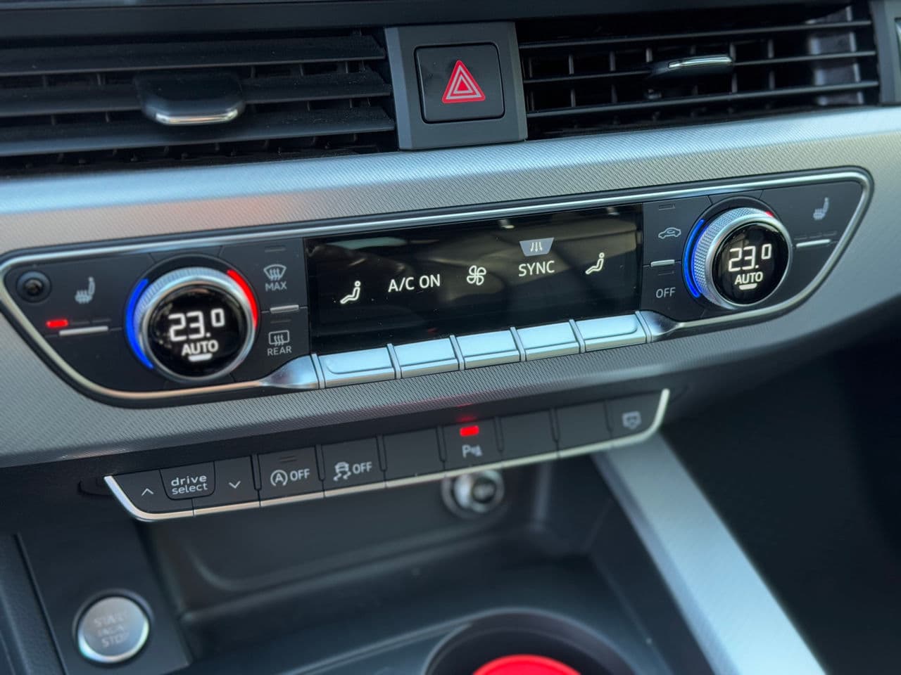 2018 Audi A4 — Miniatură 15