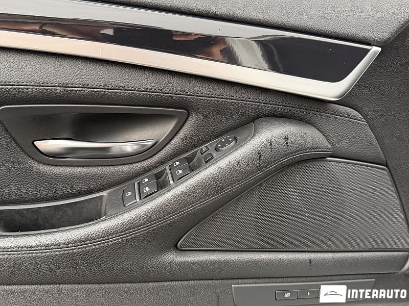 BMW 520 2016 — Миниатюра 17