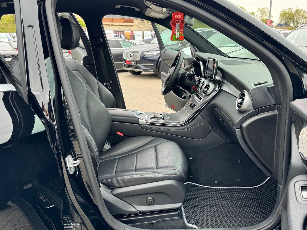 2018 Mercedes GLC 300 — Miniatură 15