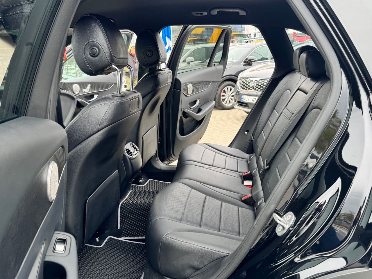 2018 Mercedes GLC 300 — Miniatură 13