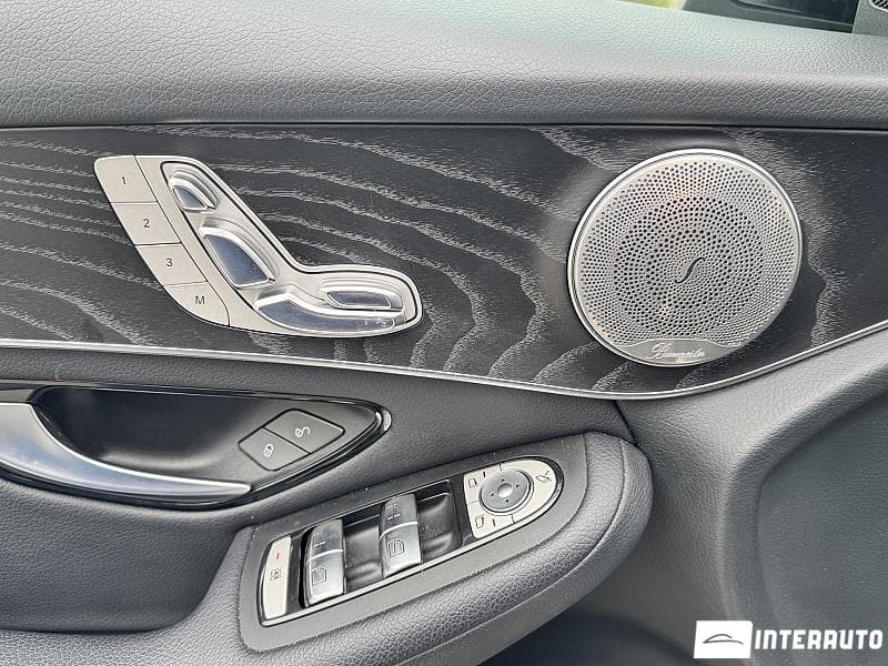 2018 Mercedes GLC 300 — Miniatură 18
