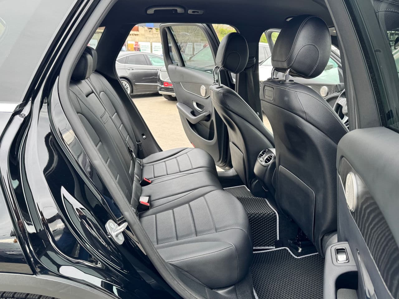 2018 Mercedes GLC 300 — Miniatură 14