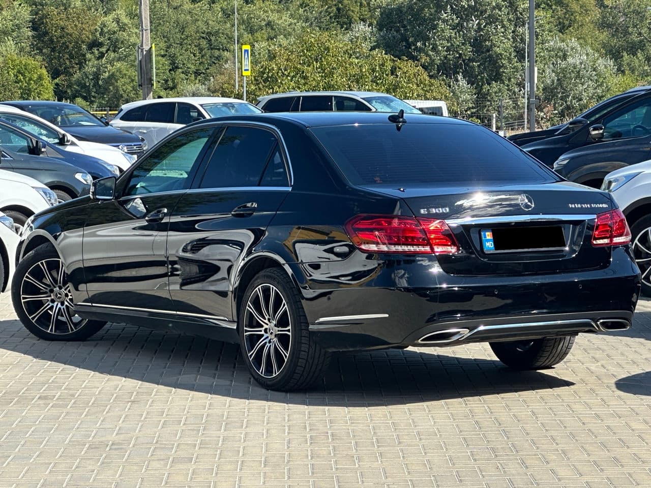 2015 Mercedes E 300h — Miniatură 4