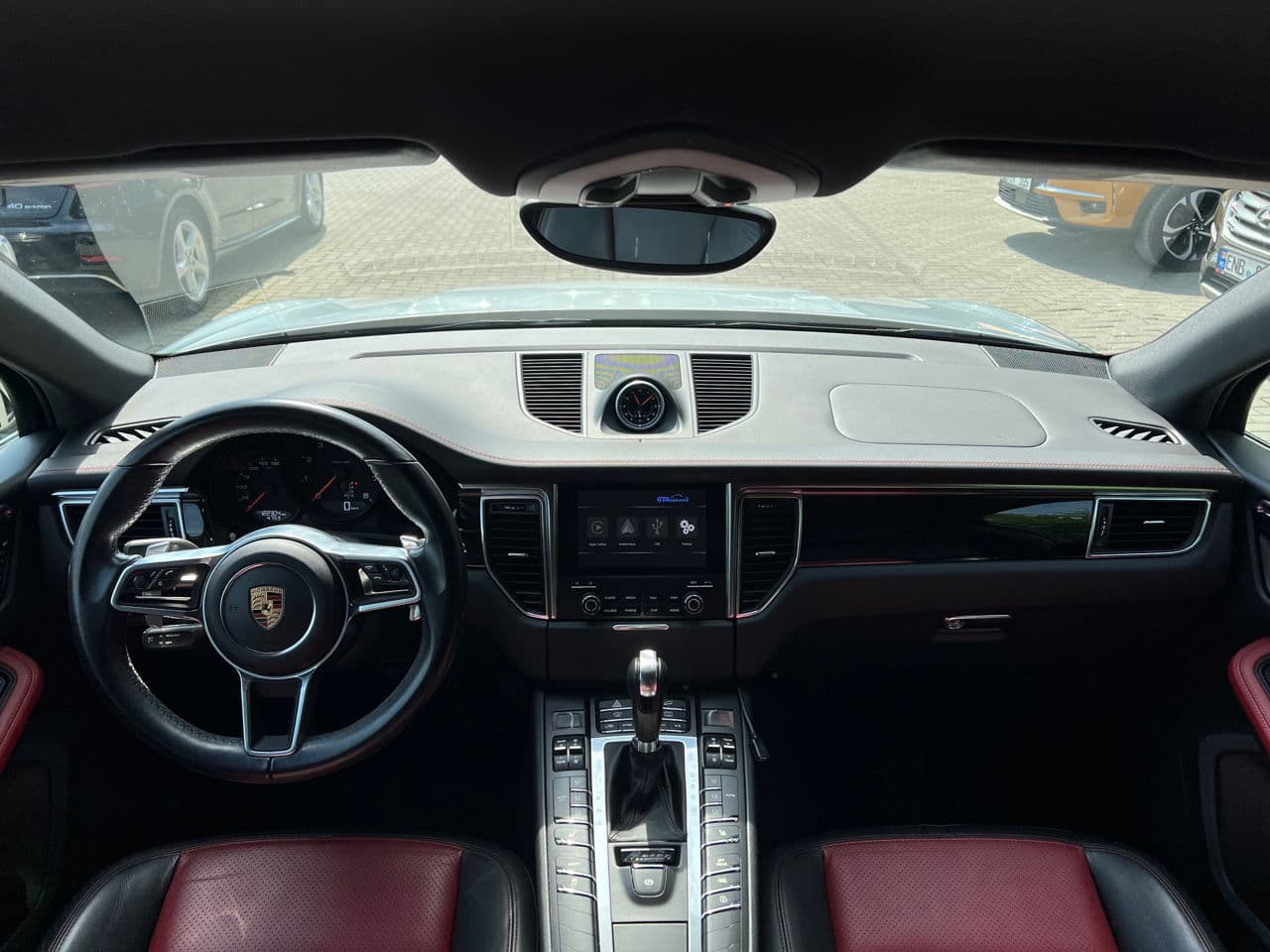2016 Porsche Macan — Miniatură 8