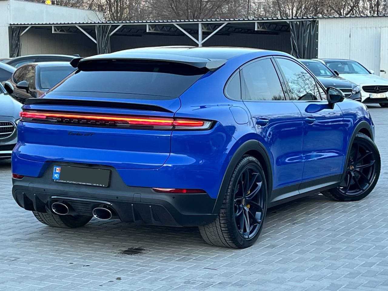 2025 Porsche Cayenne Turbo GT Coupe — Miniatură 4