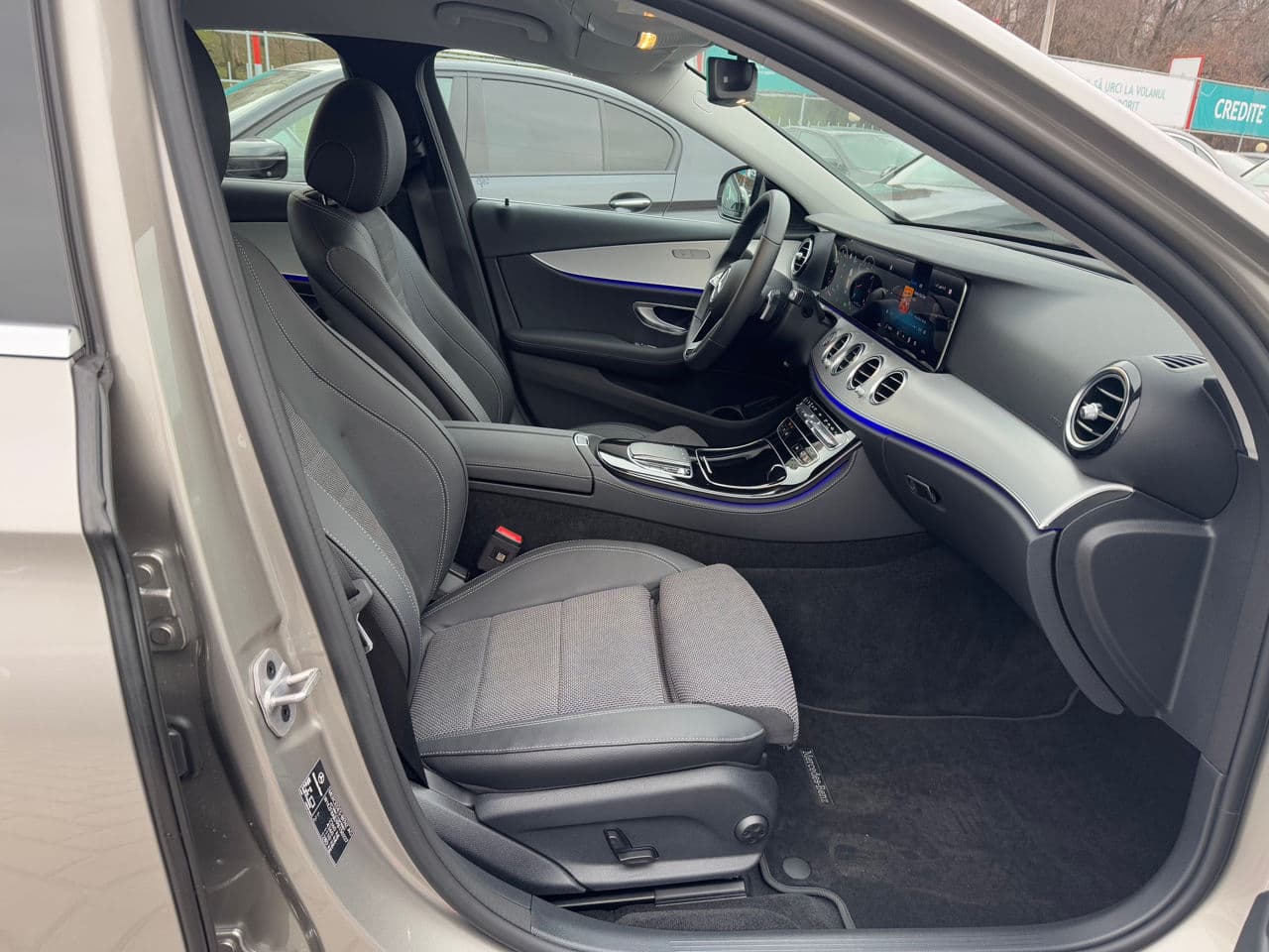 2023 Mercedes E 200 — Miniatură 6