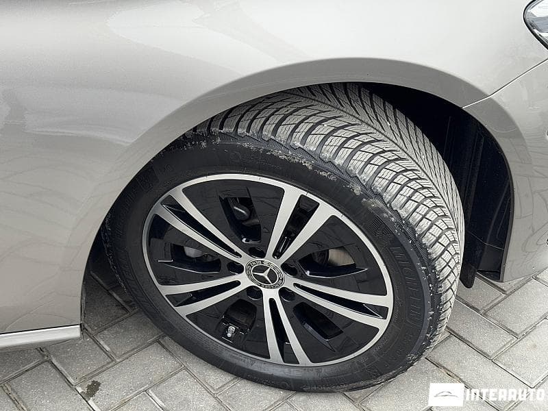 2023 Mercedes E 200 — Miniatură 17