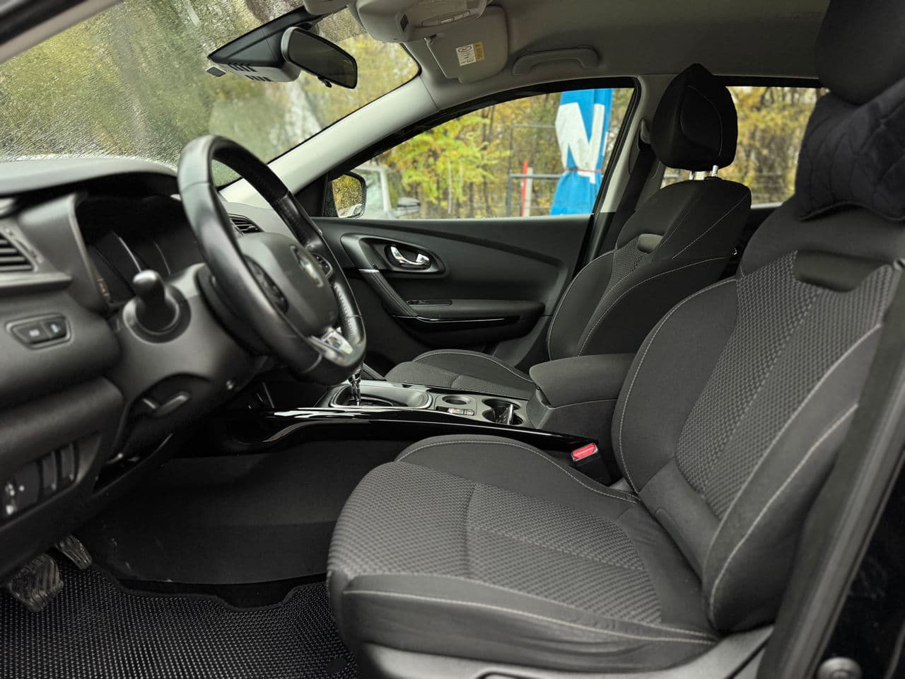 2017 Renault Kadjar — Miniatură 8