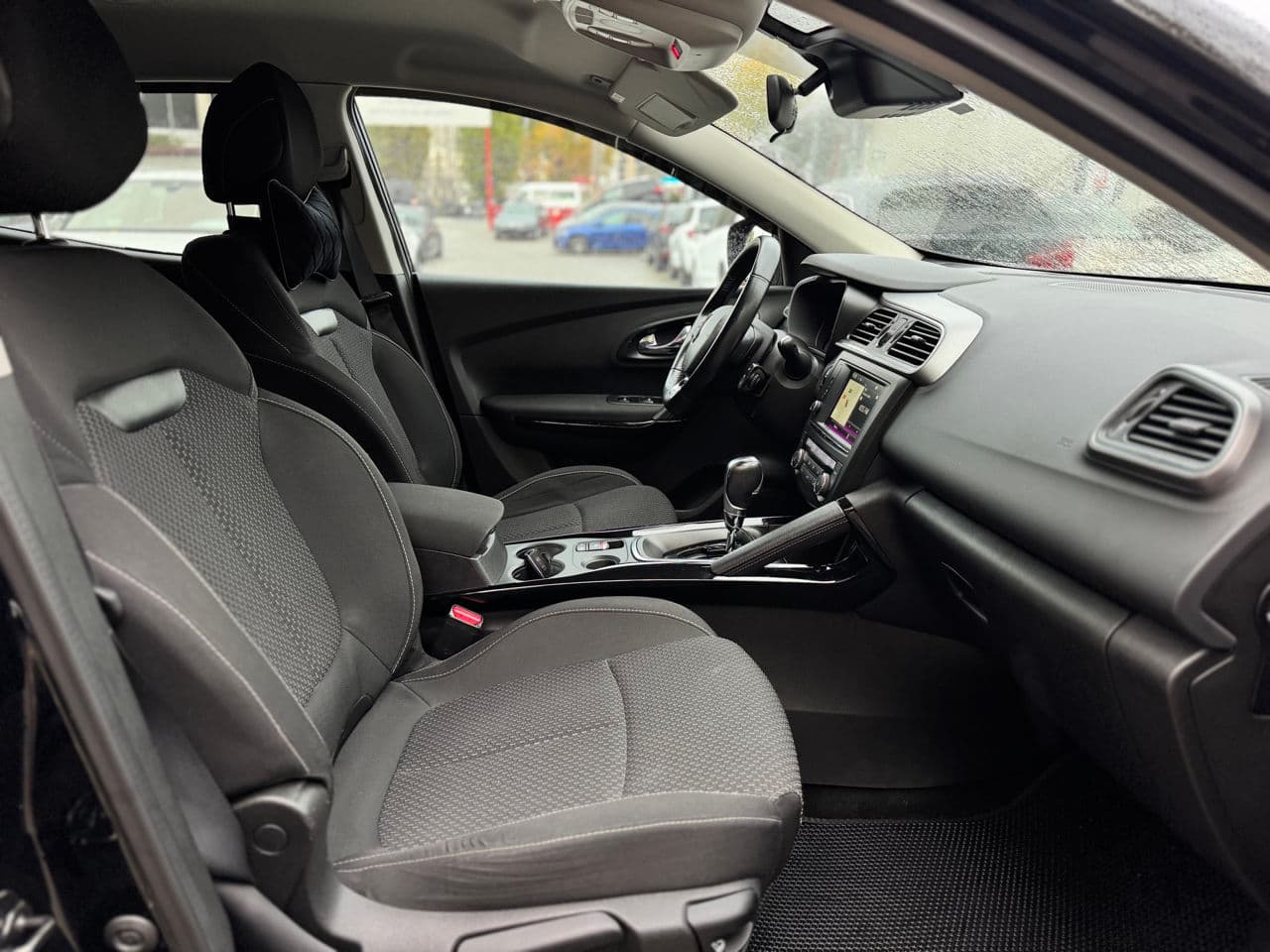 2017 Renault Kadjar — Miniatură 18