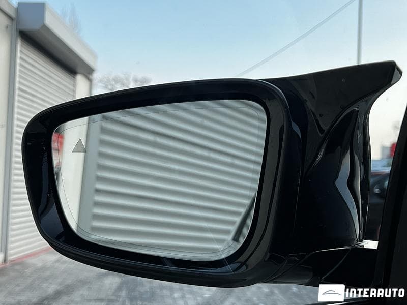 2018 BMW 530e — Miniatură 22