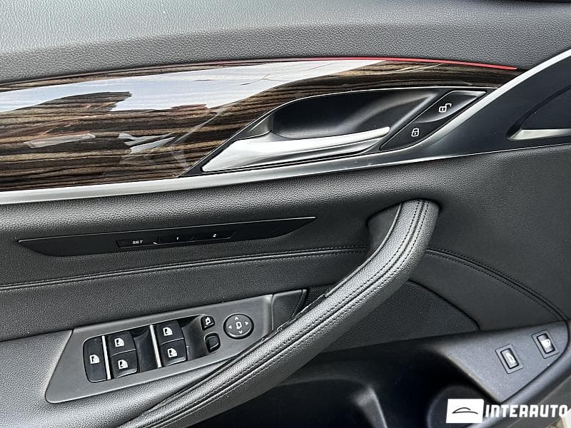 2018 BMW 530e — Miniatură 14