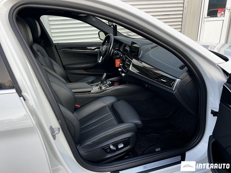 2018 BMW 530e — Miniatură 7