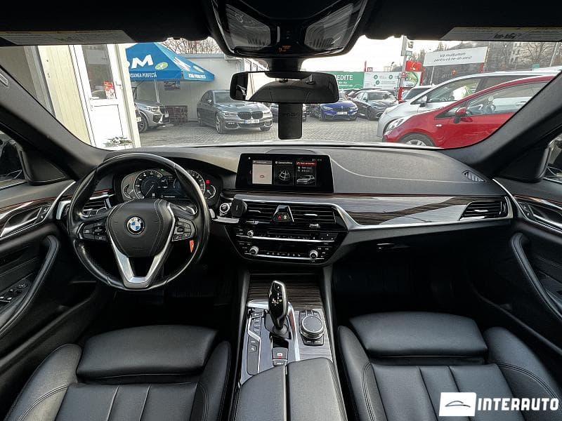 2018 BMW 530e — Miniatură 9