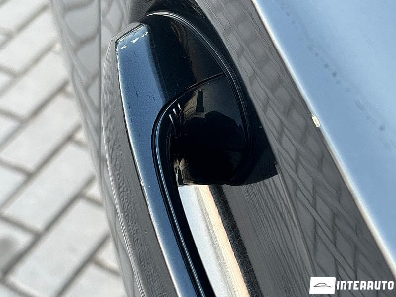 2020 BMW 330E — Miniatură 5