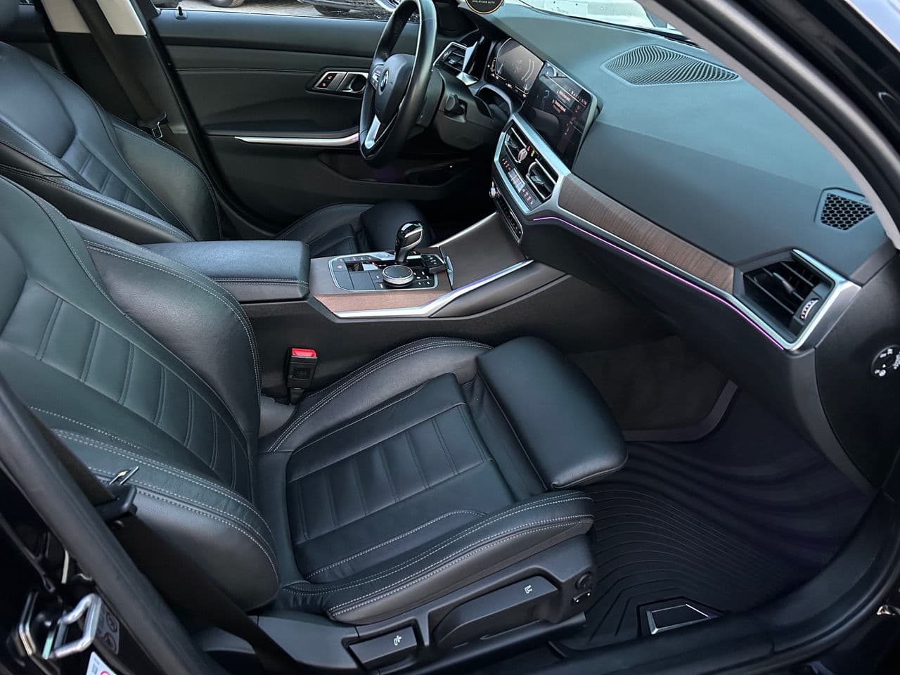 2020 BMW 330E — Miniatură 17