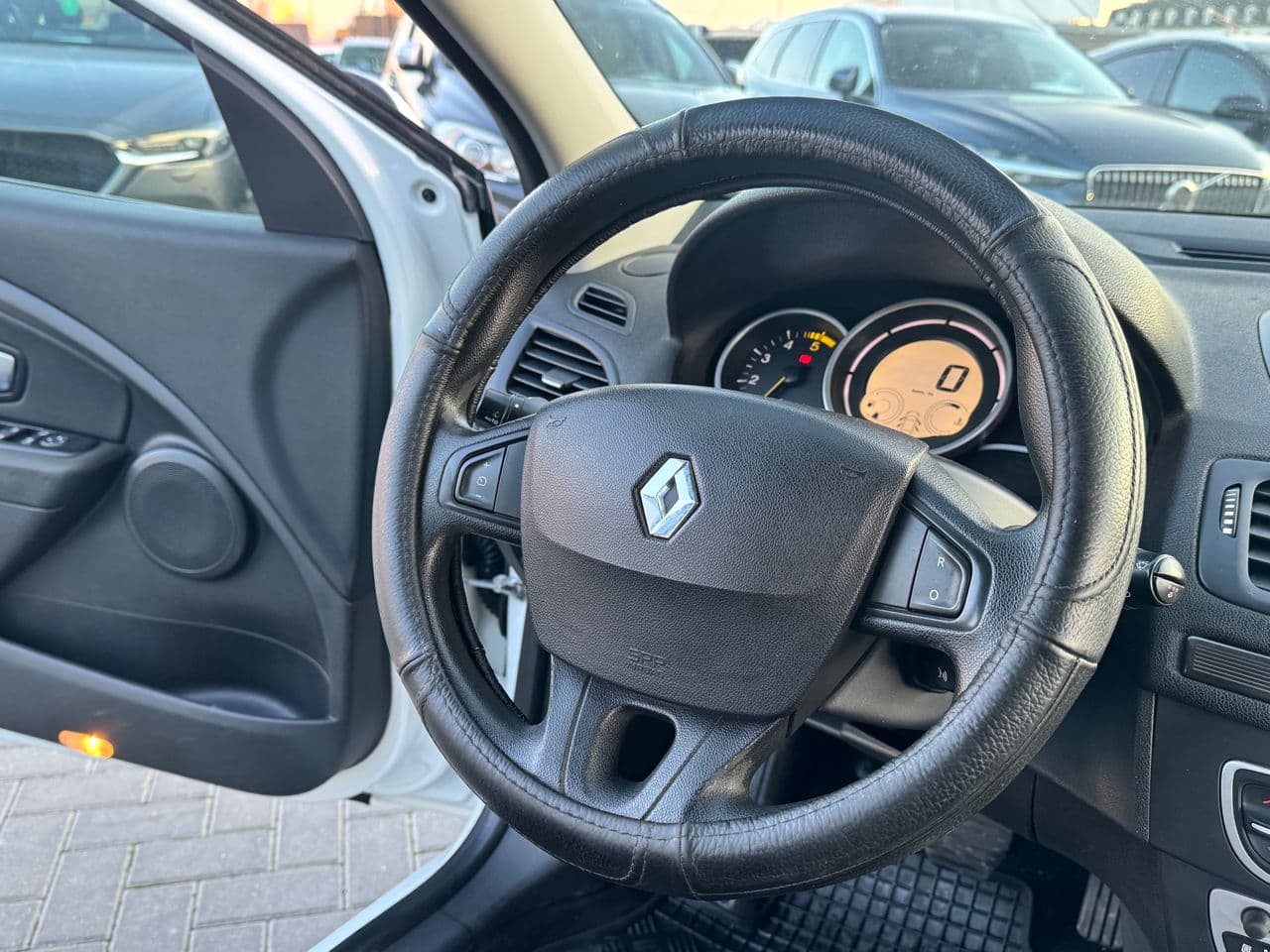 2011 Renault Megane — Miniatură 7