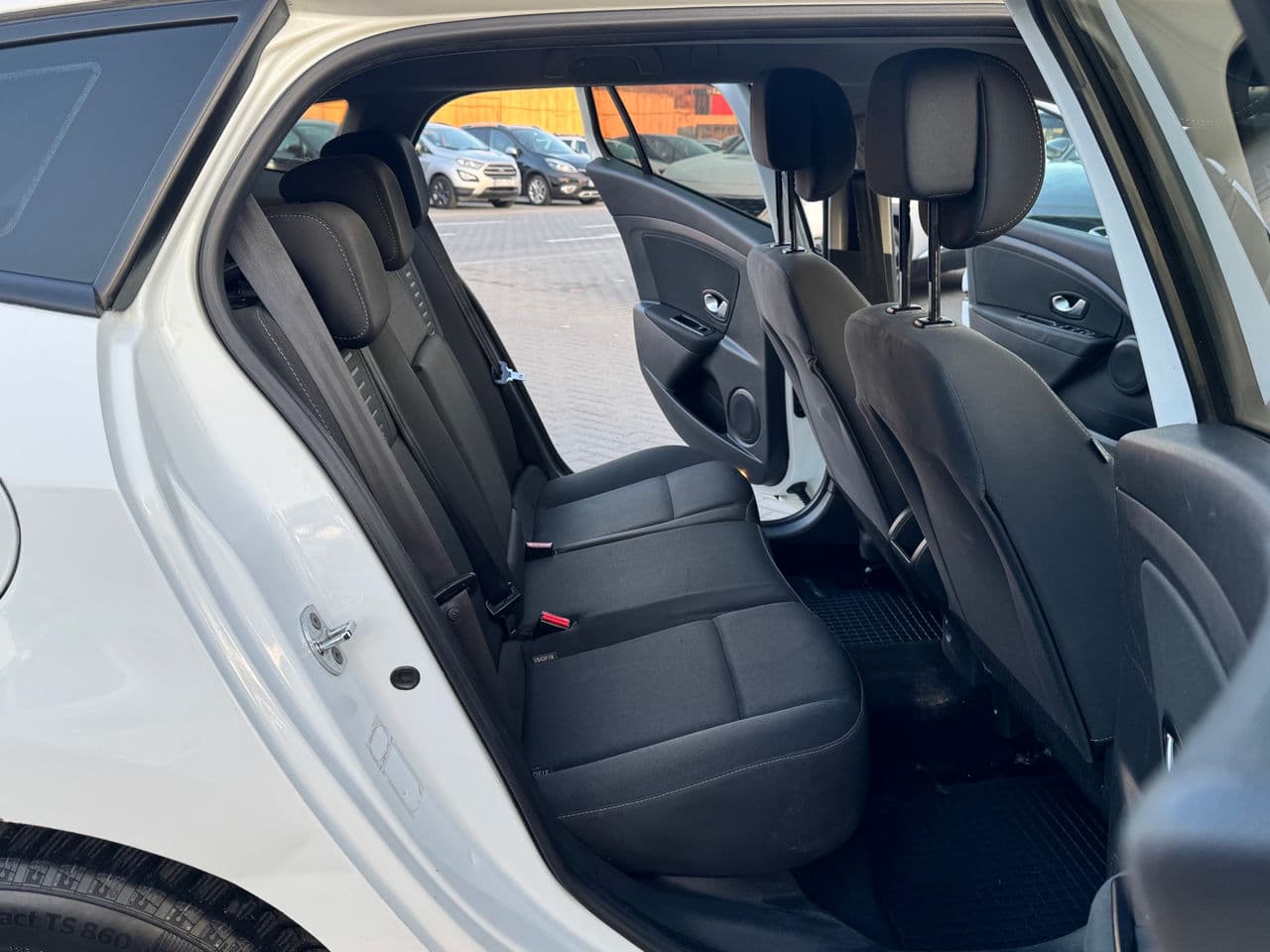 2011 Renault Megane — Miniatură 14