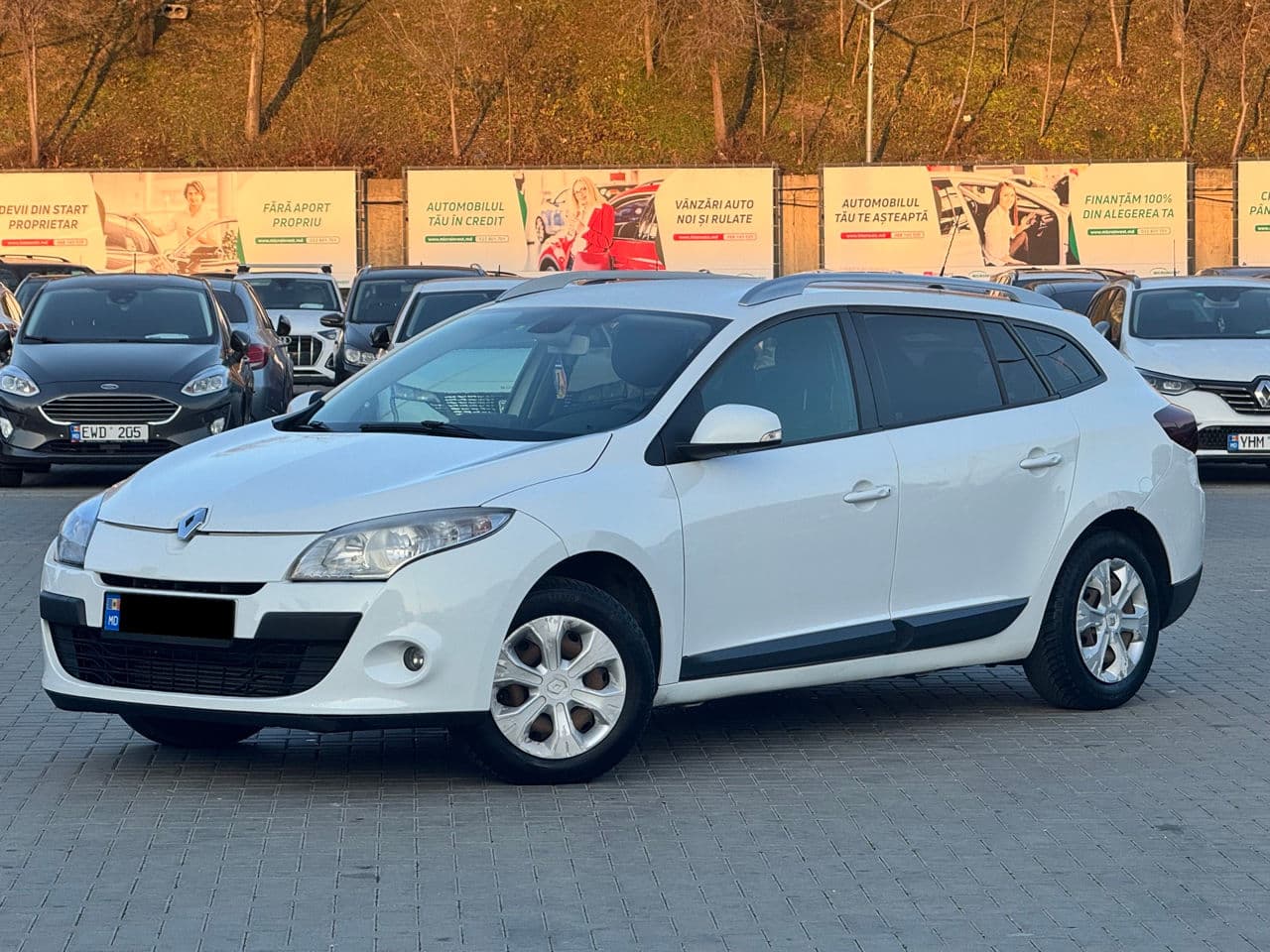 2011 Renault Megane — Miniatură 2