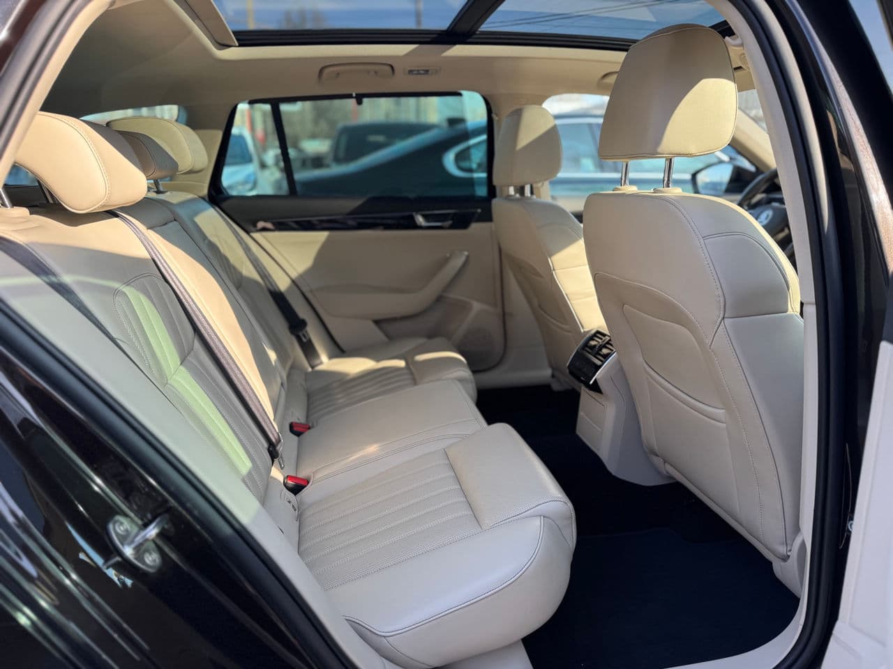 Skoda Superb 2020 — Миниатюра 20