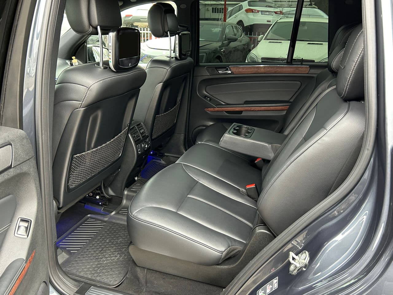 2010 Mercedes GL 350 — Miniatură 18