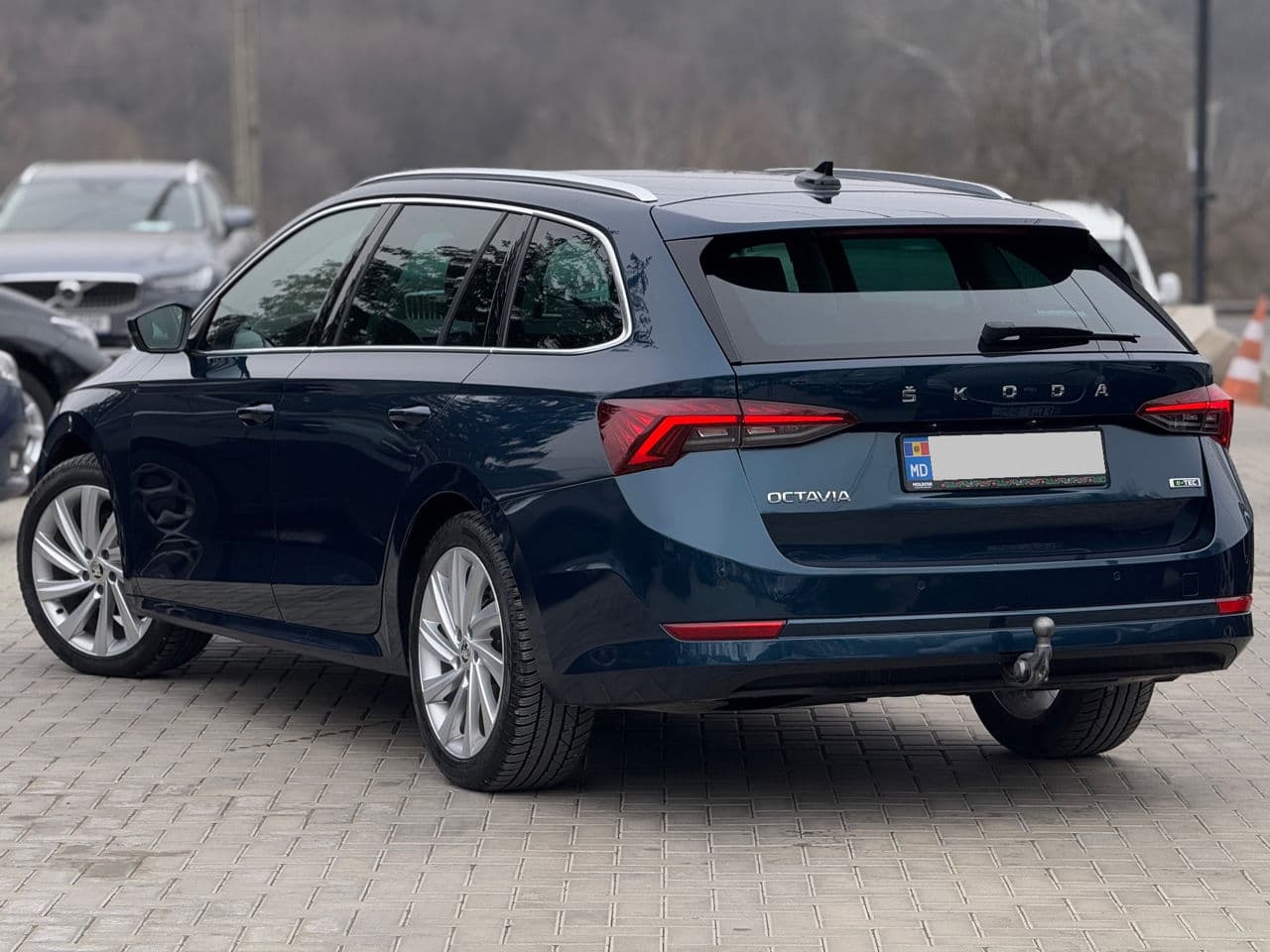 2021 Skoda Octavia — Miniatură 4