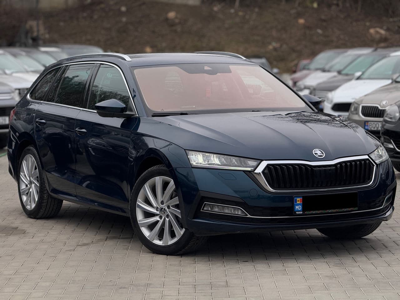 2021 Skoda Octavia — Miniatură 3