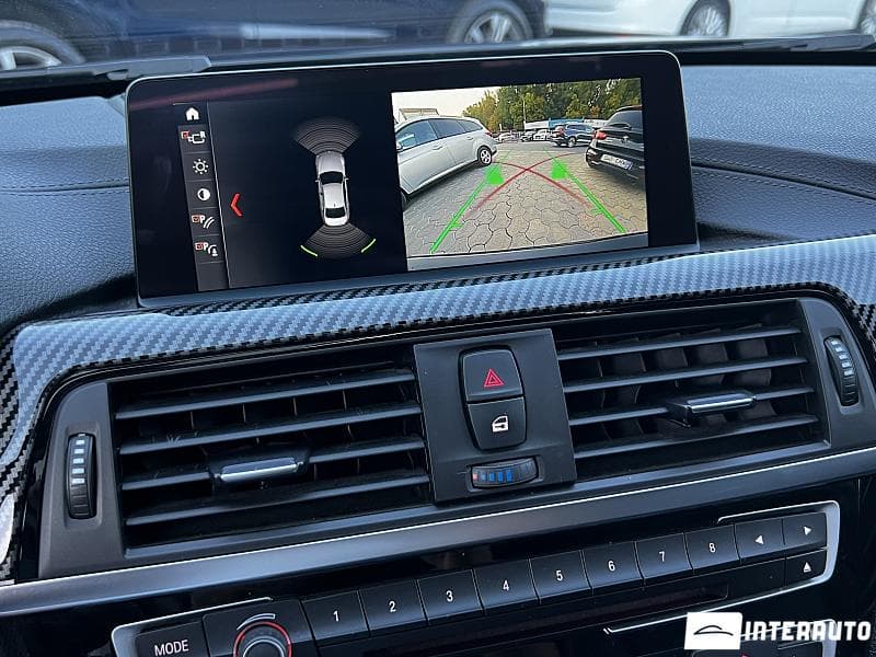 2017 BMW 330E — Miniatură 11