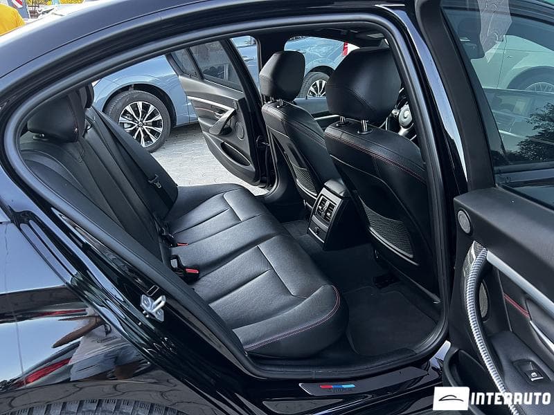 2017 BMW 330E — Miniatură 21