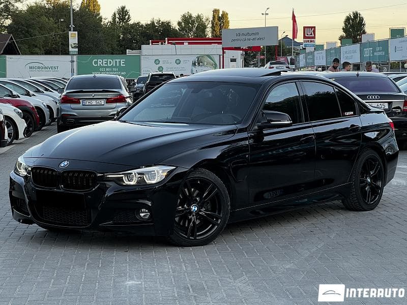 2017 BMW 330E — Miniatură 4