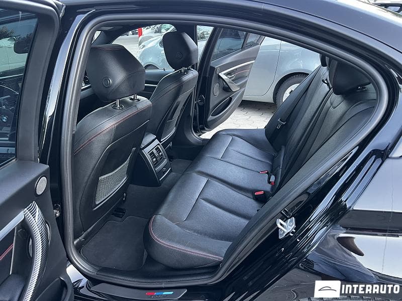 2017 BMW 330E — Miniatură 22