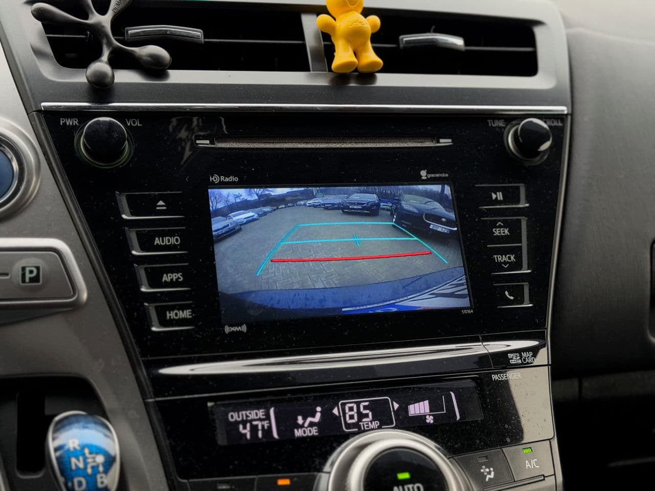 2017 Toyota Prius Plus / V — Miniatură 13