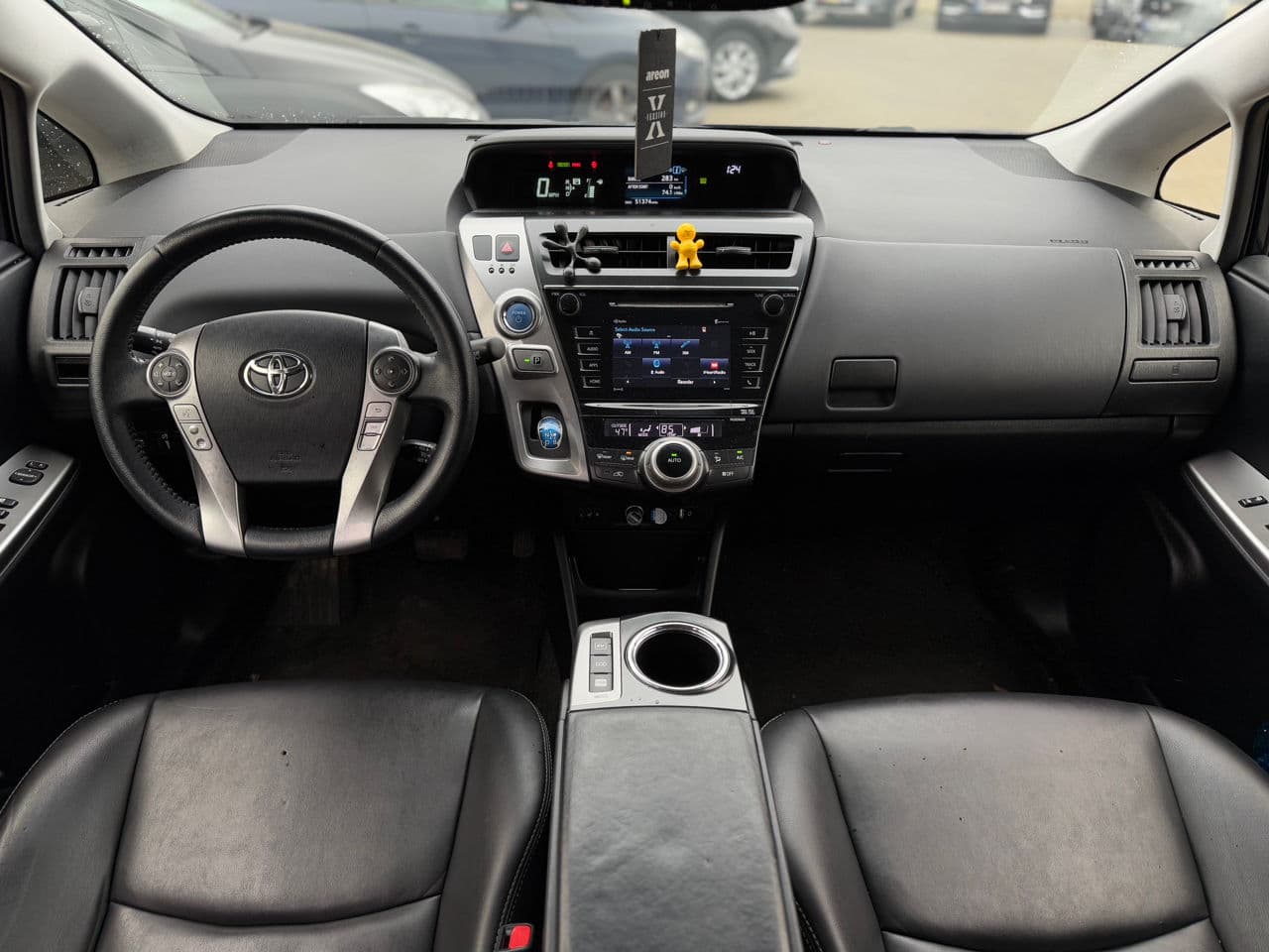 2017 Toyota Prius Plus / V — Miniatură 9