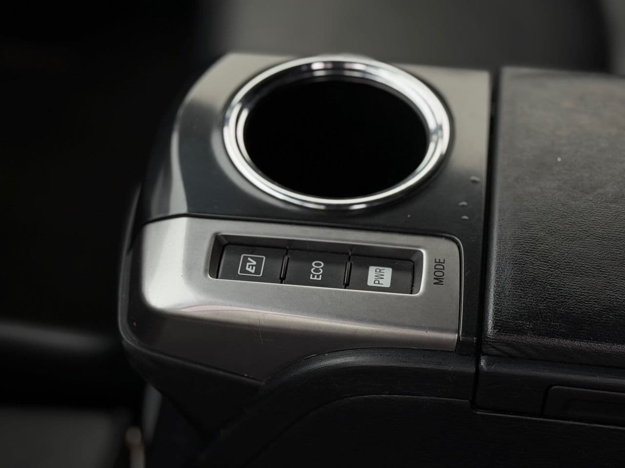 2017 Toyota Prius Plus / V — Miniatură 15