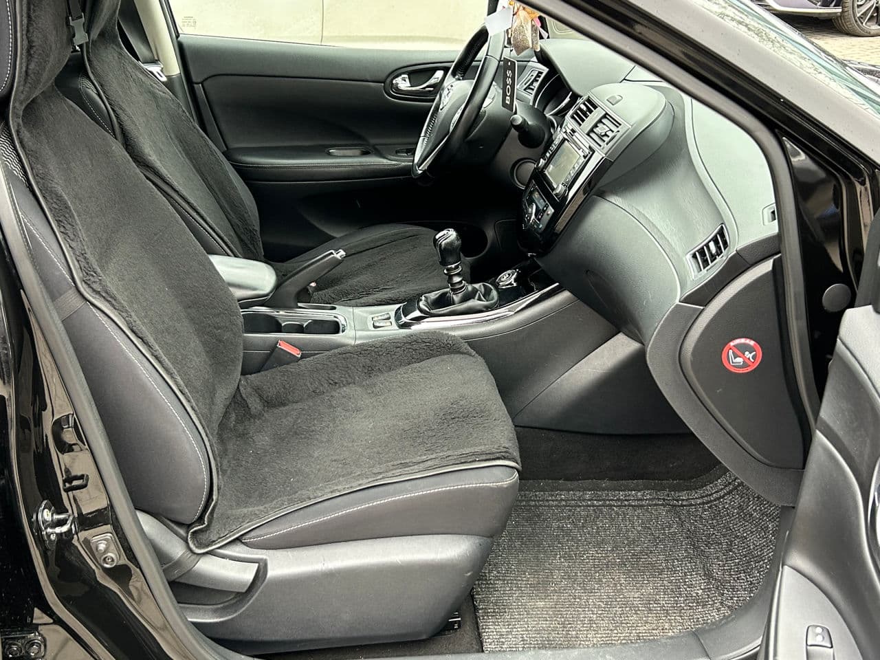 2014 Nissan Pulsar — Miniatură 17