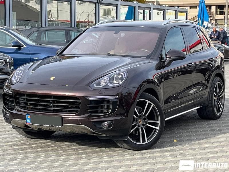 Porsche Cayenne 2015 — Миниатюра 3